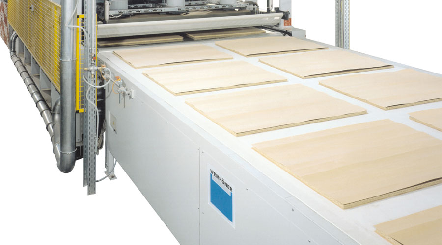 Wemhoner Short Cycle Veneer Throughfeed Press